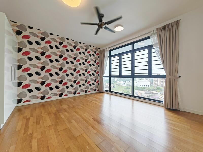 Zehn Bukit Pantai - 2
