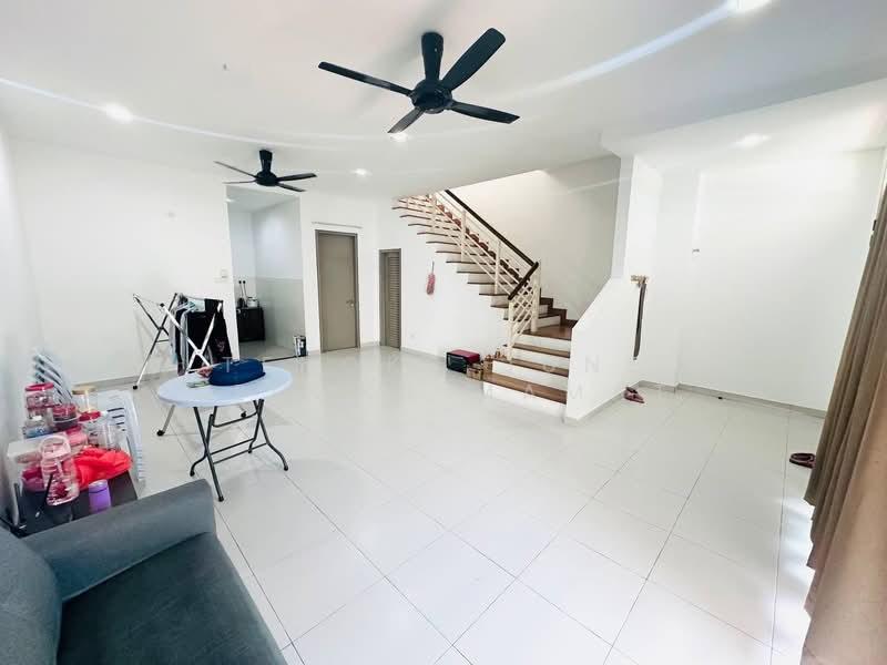 Laman Bakawali @ Kota Seriemas - 2