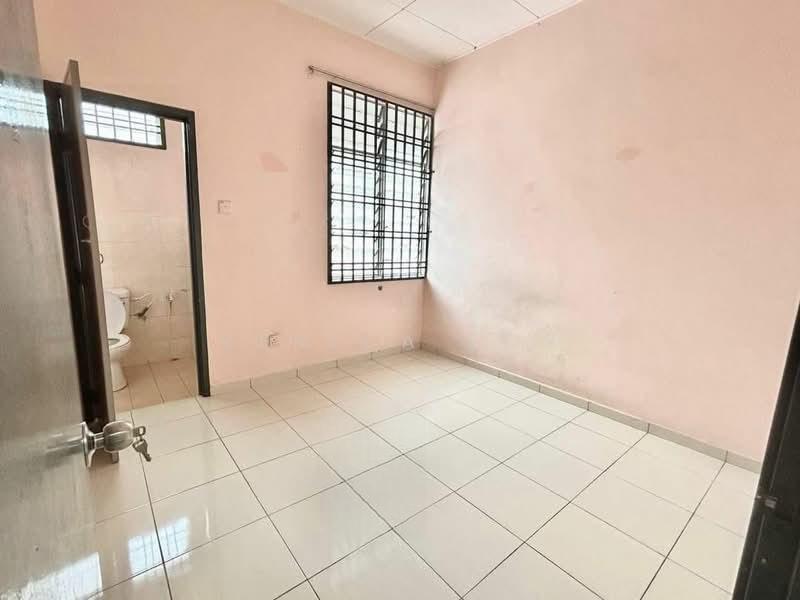 Bandar Putra kulai - 5