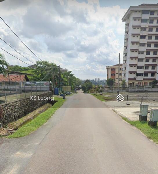 Jalan Indera Putera ,Stulang Darat , 81100 Johor Bahru . - 2