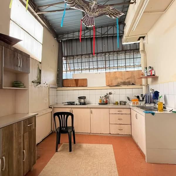 2 STOREY SEMI-DETACHED FOR SALE AT TANJUNG BUNGAH GOOD CONDITION - 2