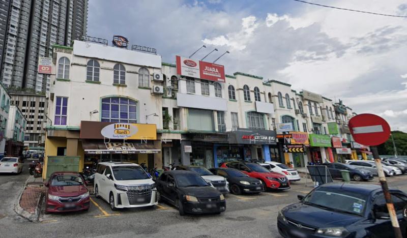 3 Storey Shop Bandar Baru Bangi Seksyen 9 - 5
