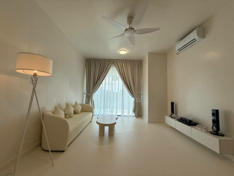 Emerald Residence - 2