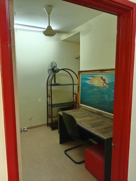 Enggang Apartment - 4