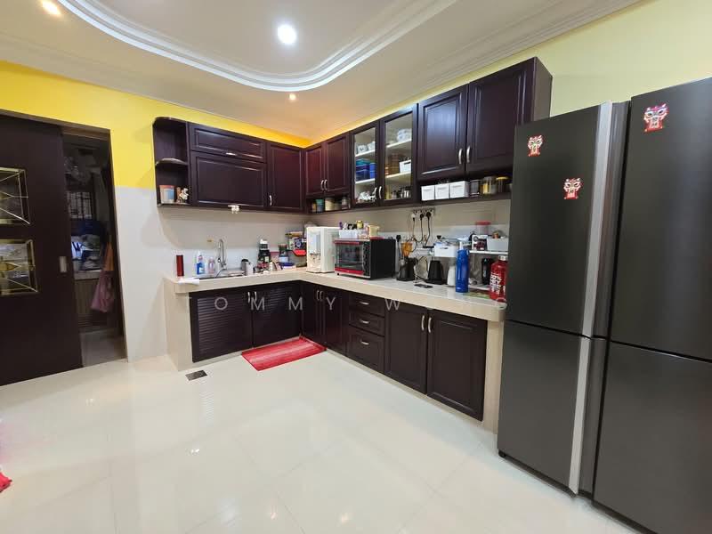 Bukit Sungai Long 3 - 4