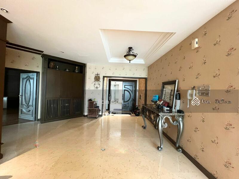 Sri Golden Bay Condominium - 3