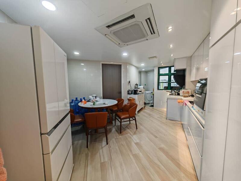 The Straits View Condominium - 2