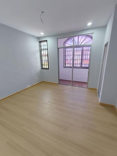 Bukit Indah, Jalan Indah 5/11 - 5