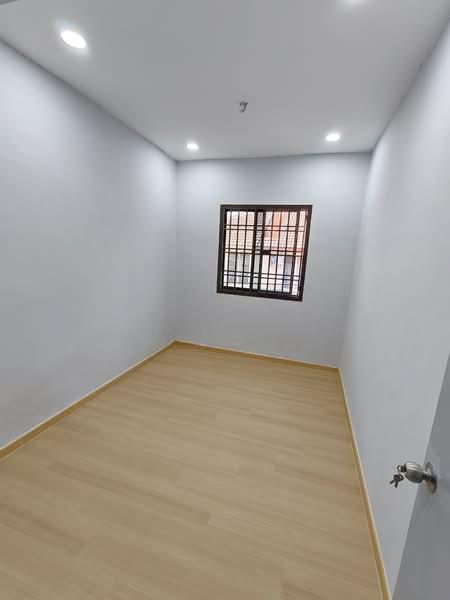Bukit Indah, Jalan Indah 5/11 - 3