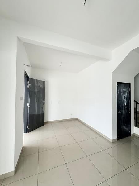 Austin Duta Austins Dutas - 1