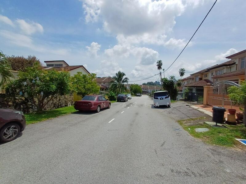 Taman Puncak Jalil - 3