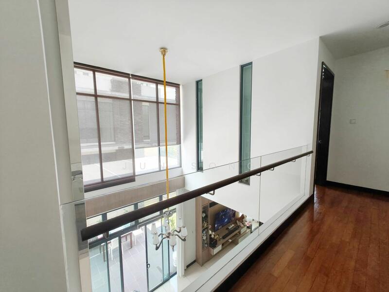 THE STRAITS VIEW RESIDENCES - 2