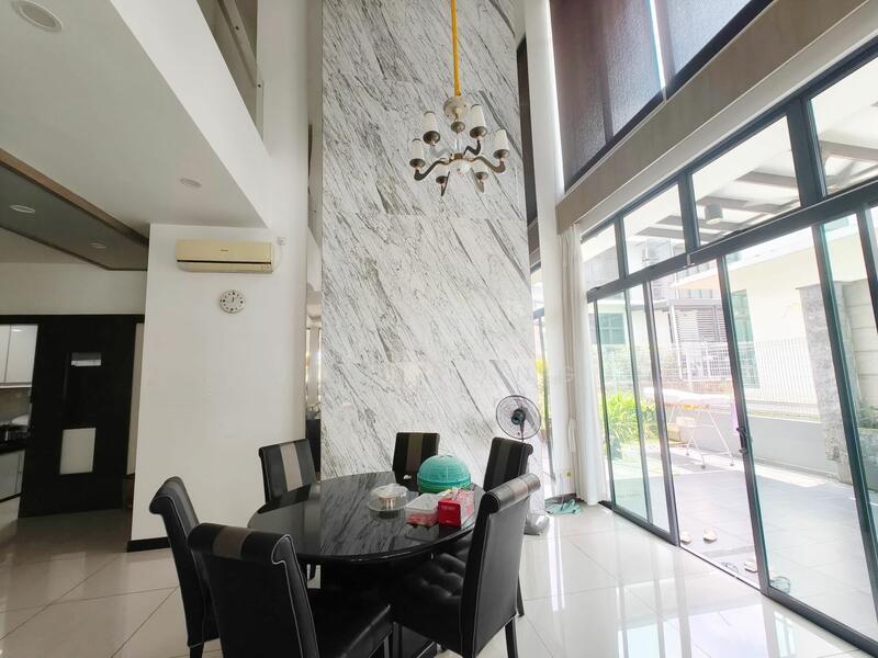 THE STRAITS VIEW RESIDENCES - 4