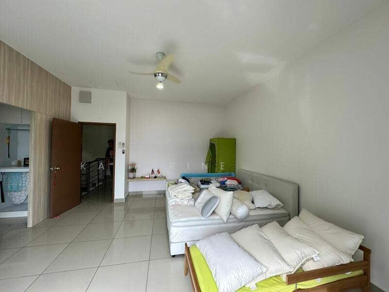 Taman Nusa Sentral - 4