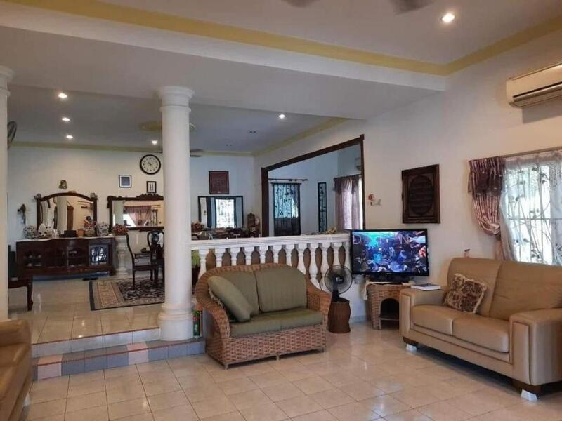 Corner Lot Bungalow in Bandar Baru Bangi - 3