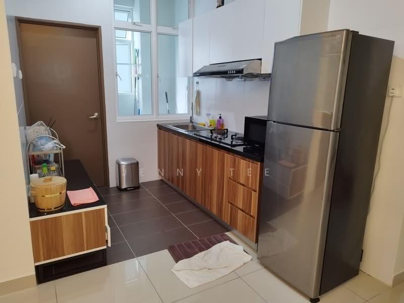 M Condominium @ Larkin - 4