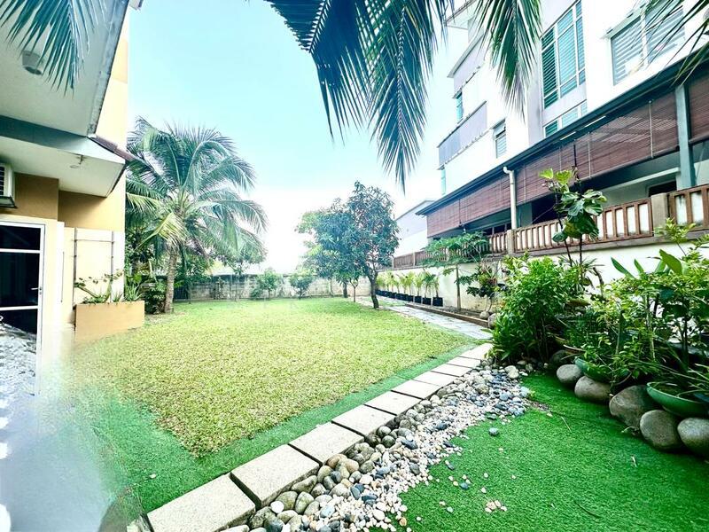 Bandar Tun Hussein Onn - 1