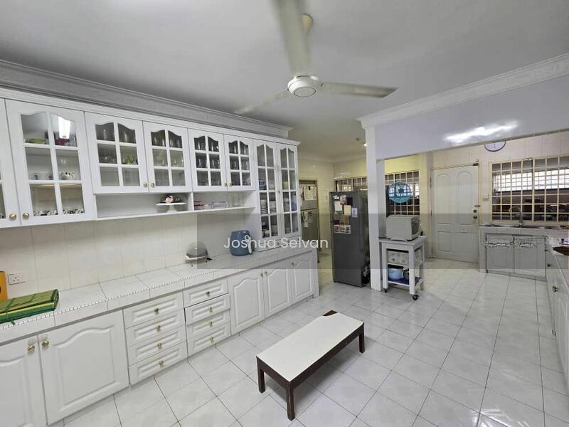 Bungalow at Bukit Damansara - 5