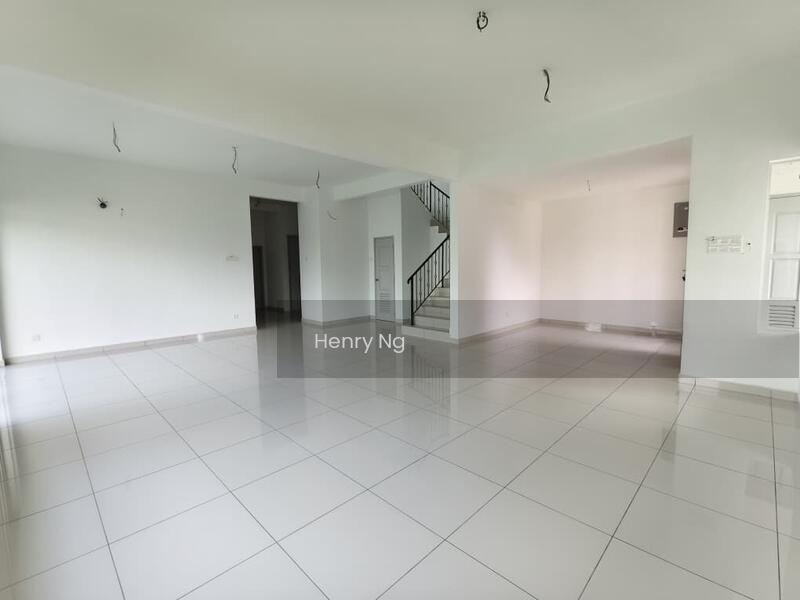 Bandar Laguna Merbok - 1