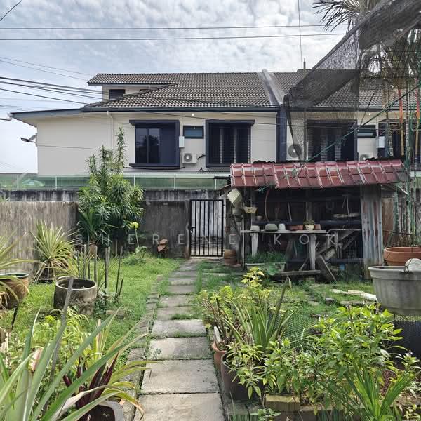 Double Storey Terrace Intermediate @ BDC Prime Location - 2