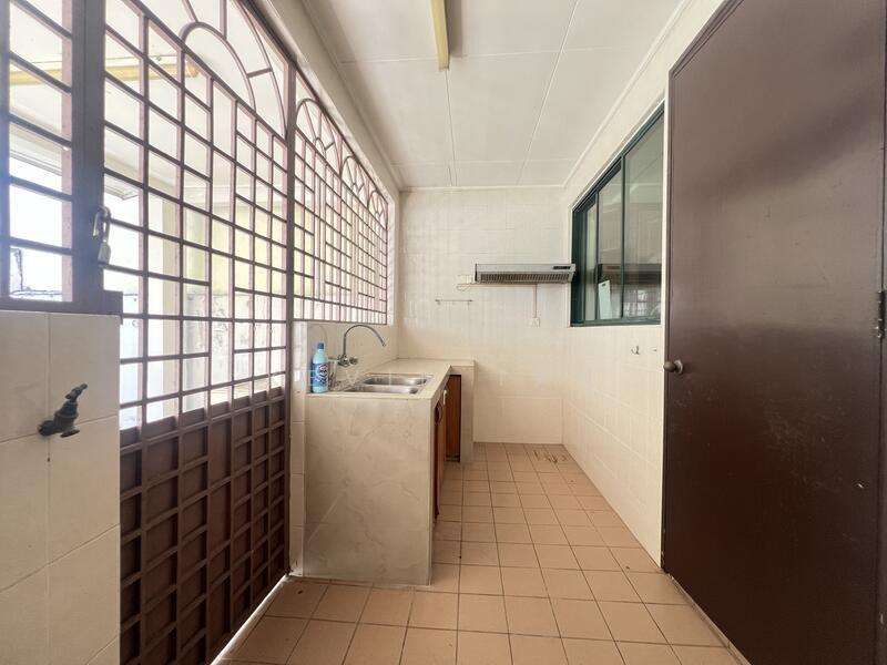 2.5 Storey Semi-Detached Bukit Segar - 5
