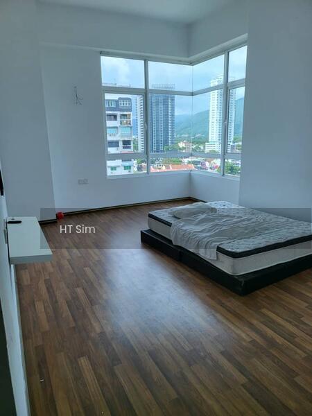 H Residence (One Ritz Residence / Kelawai View) - 4