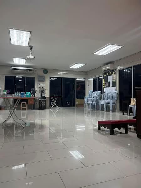 Ipoh batu gajah super big renovated extended single storey corner house for sale - 4