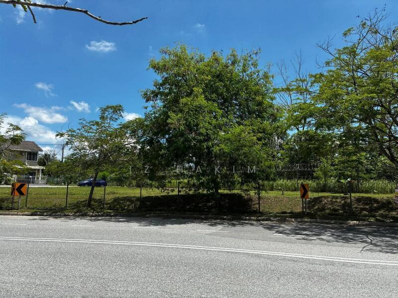 Bandar saujana Rawang Land - 1