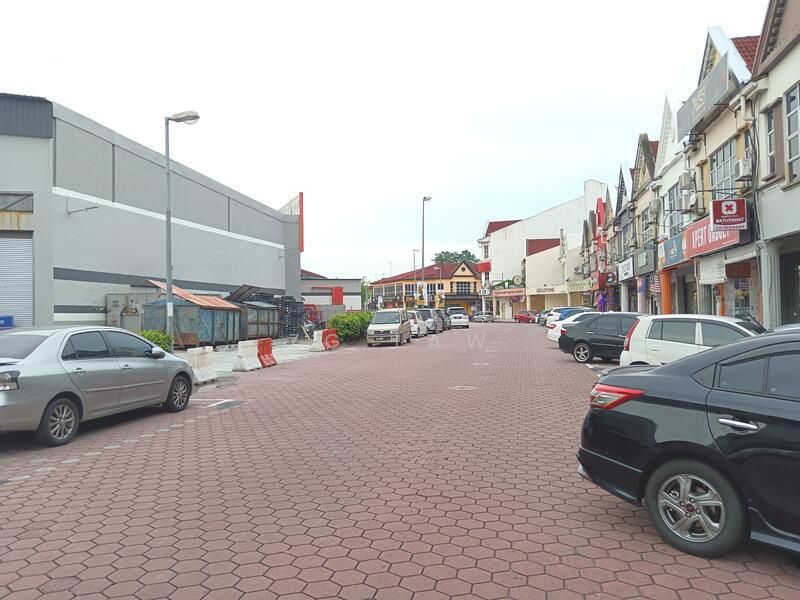 Taman Flora Utama - 4