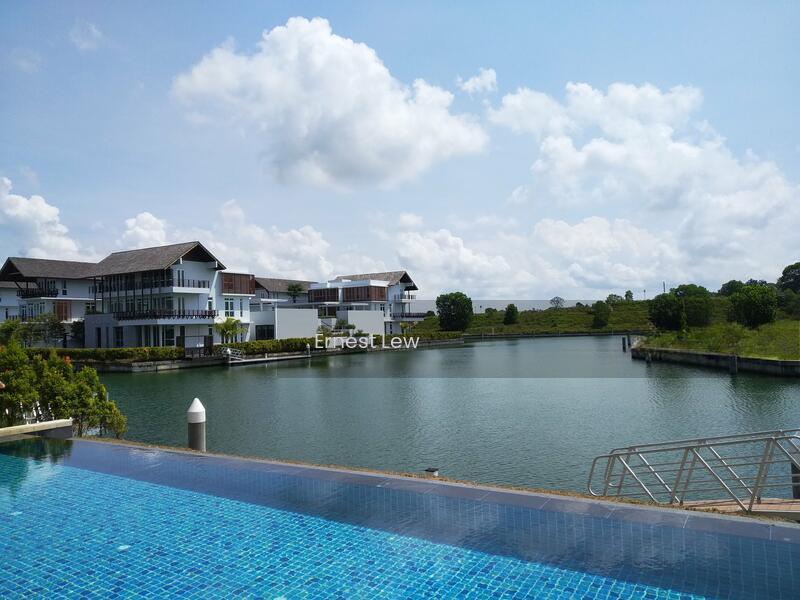 Emerald Bay @ Puteri Harbour - 1