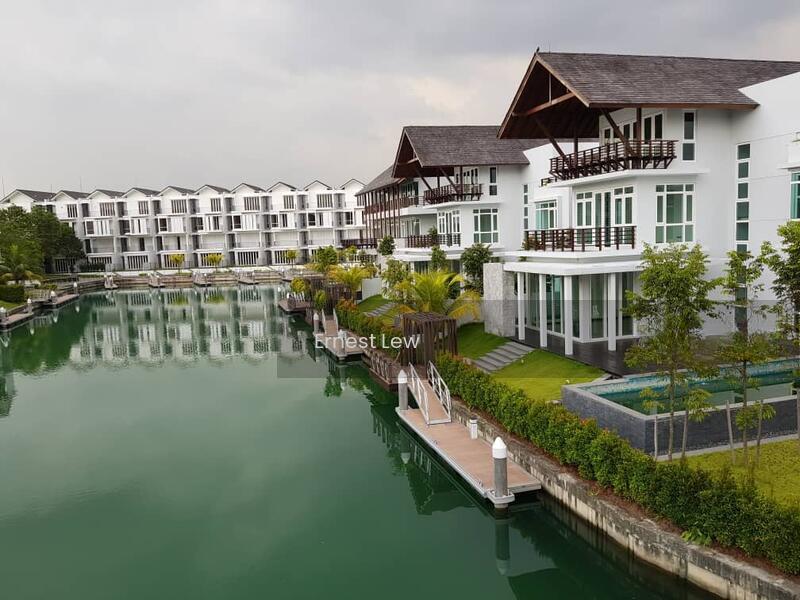 Emerald Bay @ Puteri Harbour - 2