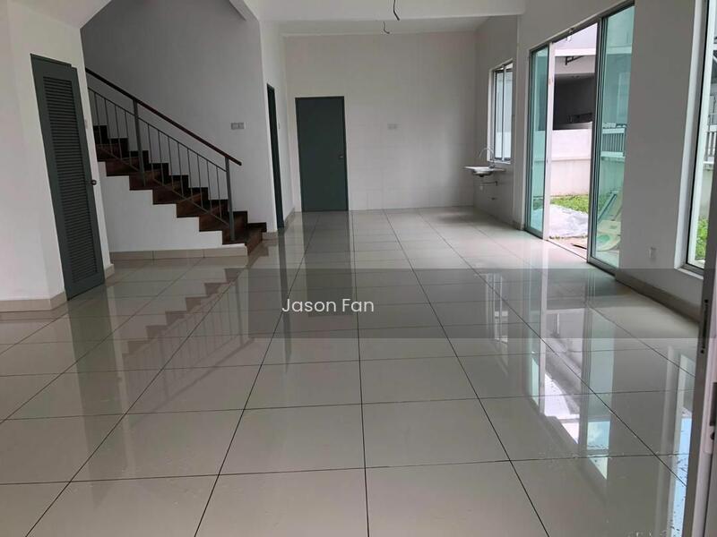 Cluster Semi-D, Bandar Parklands Klang - 4