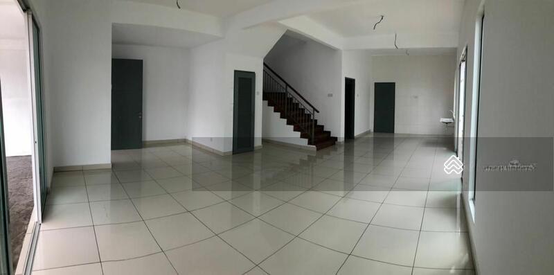 Cluster Semi-D, Bandar Parklands Klang - 1