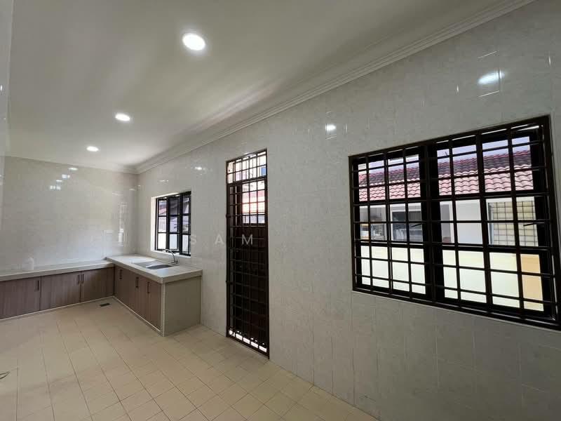 BANDAR BARU SRI KLEBANG - 4