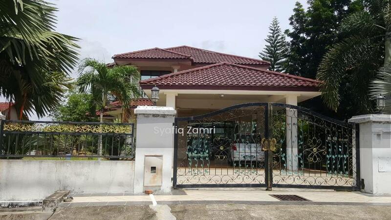 BUKIT ISTANA BANGLO 2 TINGKAT - 1