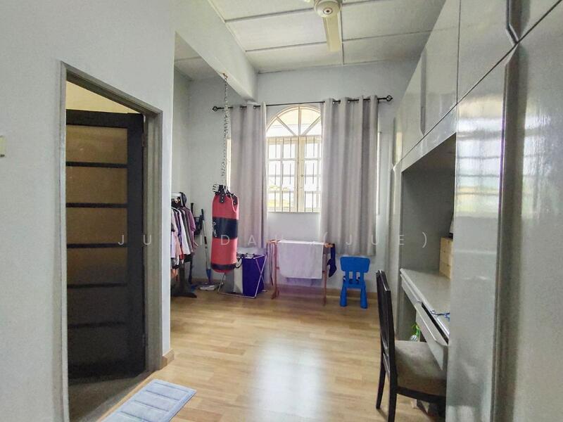 SS12 - 4