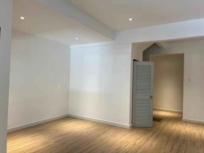 2.5-storey Terraced House at Taman Kelana Idaman - 4