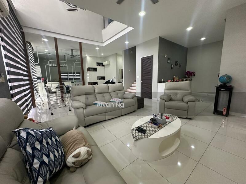 Twin Palms @ Sungai Long - 1