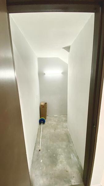 Non bumilot, 2 storey terrace, taman ruby, dengkil - 4