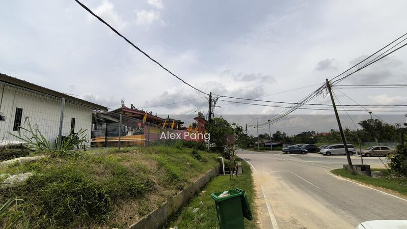Kulai New Village Land - 2