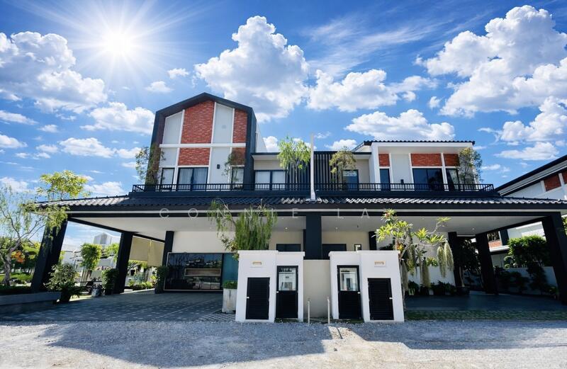 Bandar Seri Botani - 1