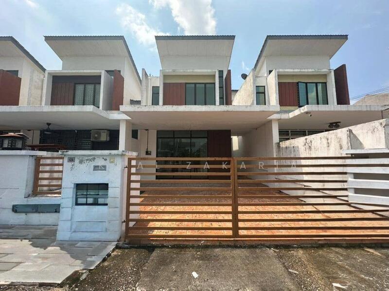 Taman Saujana KLIA - 1