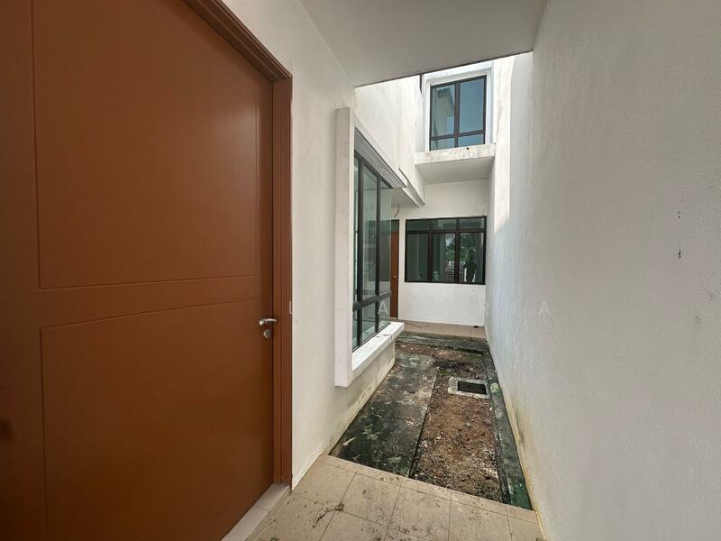 Taman Saujana KLIA - 5