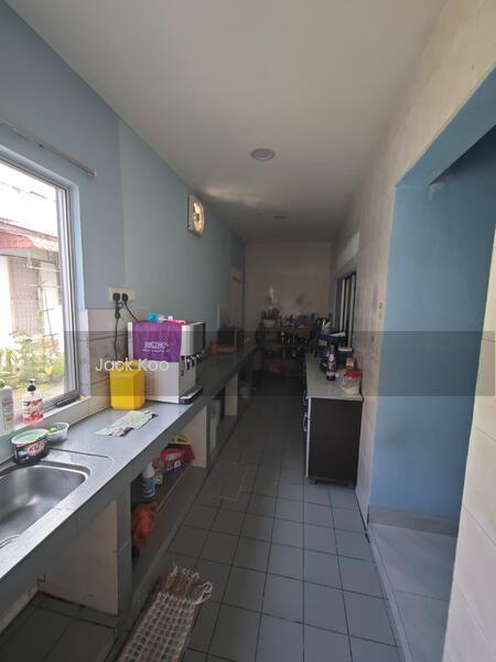 Taman Ungku Tun Aminah - 2