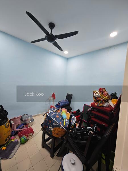 Taman Ungku Tun Aminah - 5