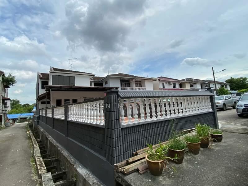 Taman Johor Jaya - 4