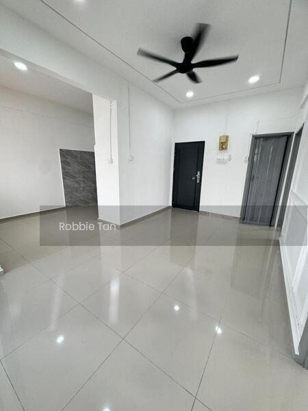 Flat Taman Perling - 2