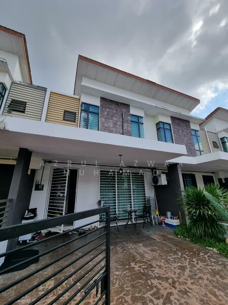 Taman Saujana KLIA - 1