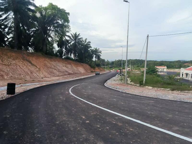 Freehold Large-Scale Development Land Dengkil (Sepang District) - 4
