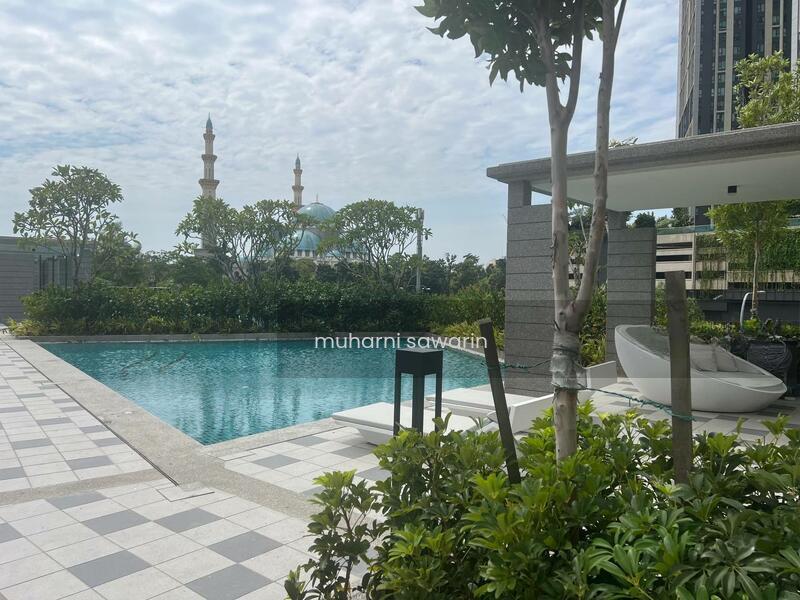 Met 1 Residences - 5